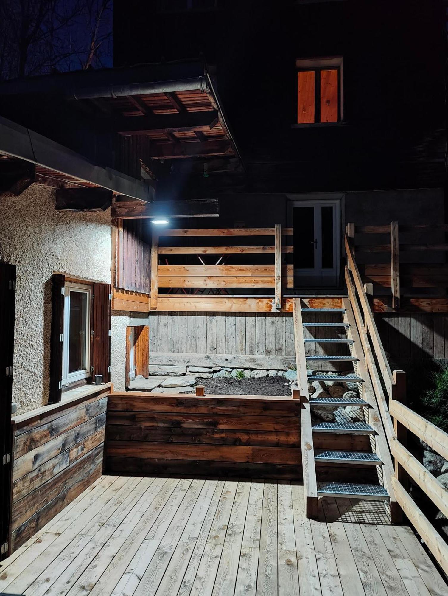 Chalet Ailleurs Appartement A Molines En Queyras Kültér fotó